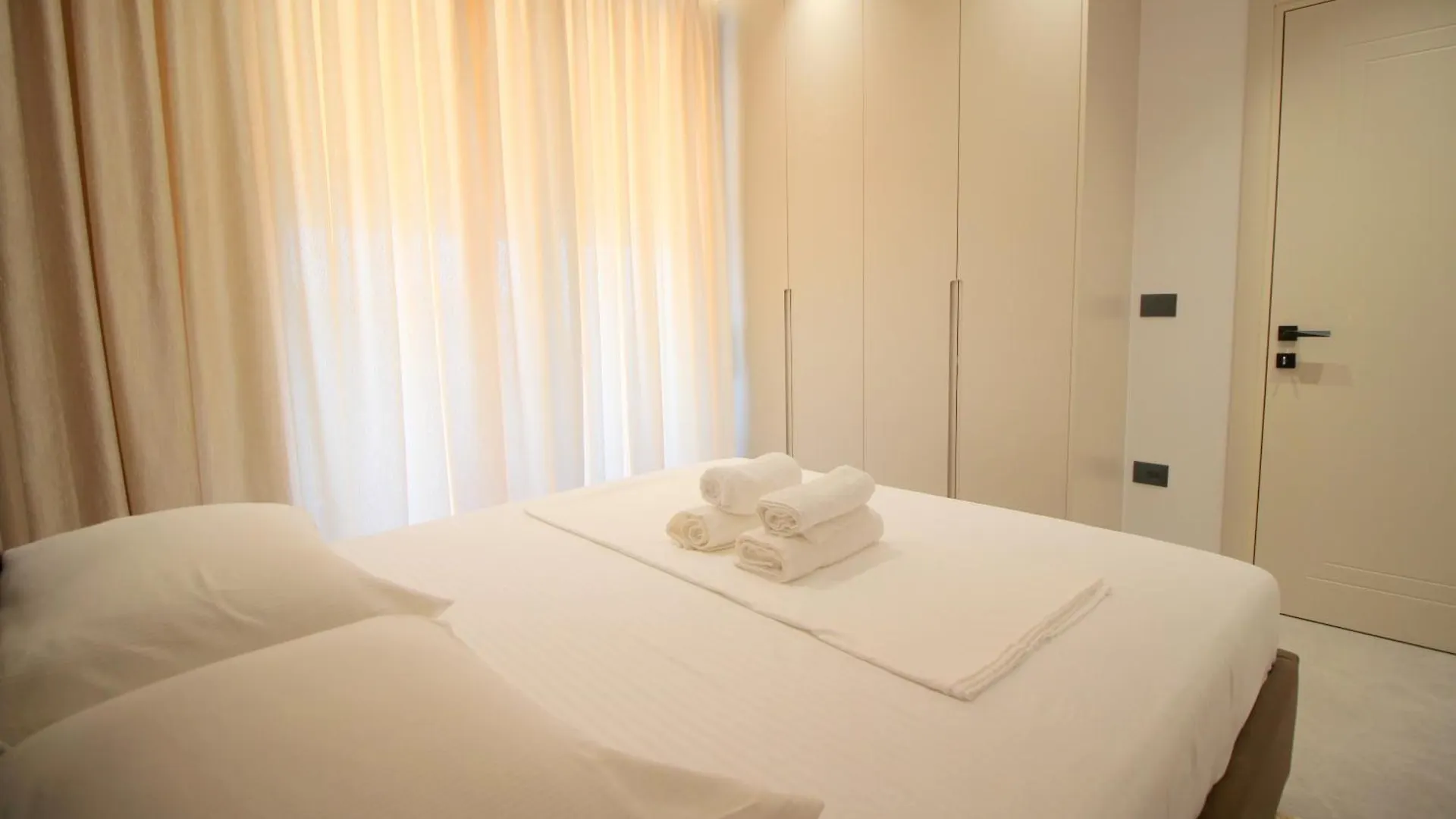 Veseli Luxury Apartments Σαράντα Αλβανία