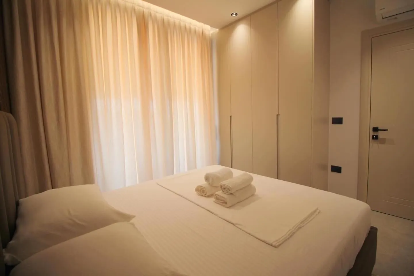 Veseli Luxury Apartments Σαράντα 0*,  Αλβανία
