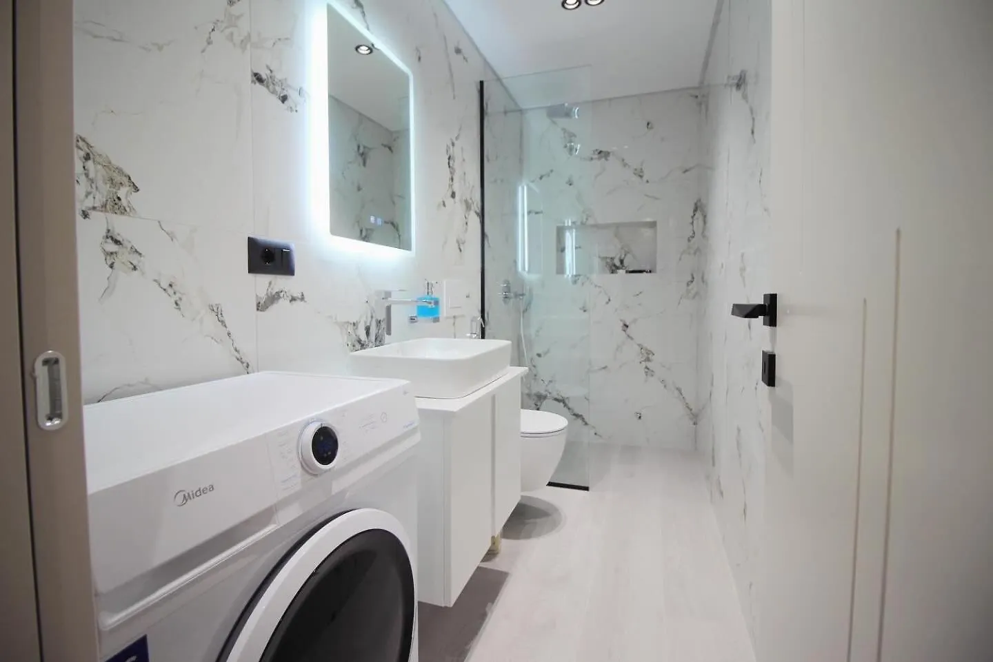 Veseli Luxury Apartments Σαράντα 0*,  Αλβανία